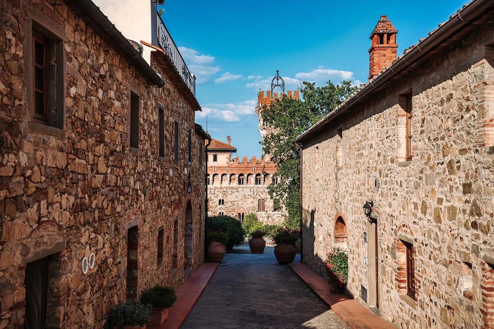 Tenuta Lupinari Bucine 0*,