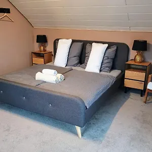 sleepchill-idyllisches-zimmer-mit-main-blick.com-bavaria.com/